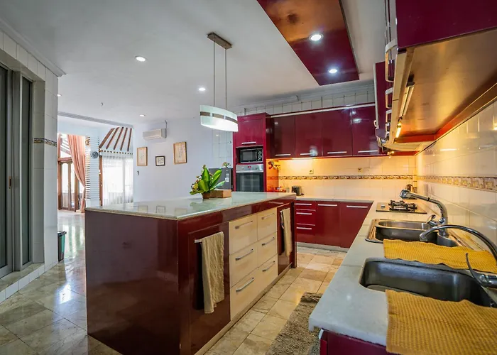 Villa Shammah - 4br Tropical Near Atlas Club