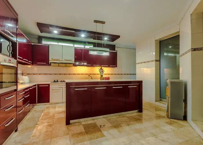 Shammah - 4br Tropical Near Atlas Club Canggu (Bali)